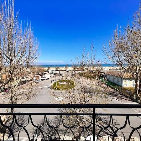 Suite Riminese Vista Mare Rimini Exteriör bild